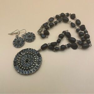 Black And Silver Toned Medallion Necklace‎ And Earrings Beaded Matching Set #496